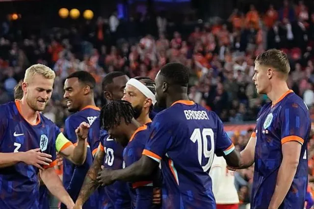 Nieuwe domper voor bondscoach Ronald Koeman: Brian Brobbey verlaat vroegtijdig het veld