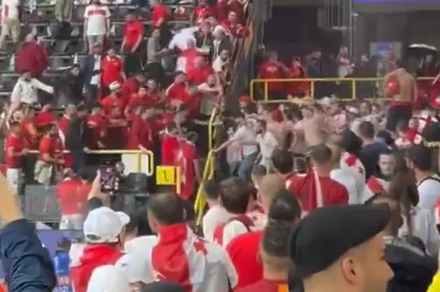 Fans van Turkije en Georgië gaan elkaar te lijf in stadion van Dortmund