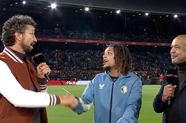 Ajax-fan laat taart maken met foto van Ronnie Flex die voorspelde dat Feyenoord met 3-0 zou winnen