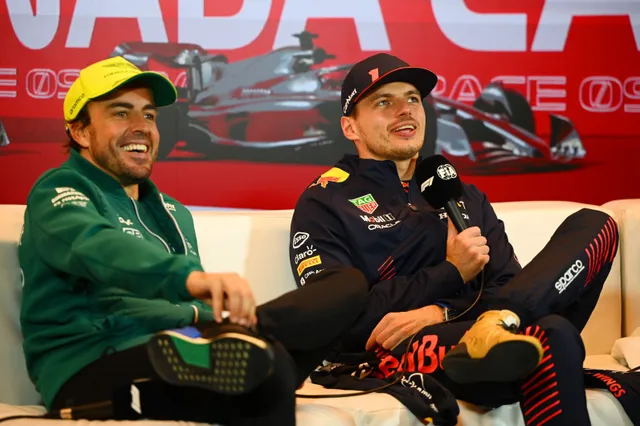 Verstappen Reacts To Alonso's Aston Martin Contract Extension