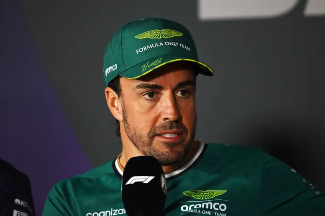 Alonso's Reaction To Signing Contract Extension With Aston Martin