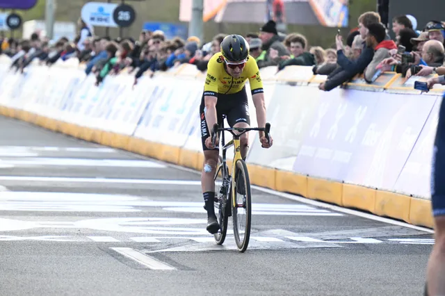 Tiesj Benoot bedauert den späten Reifenschaden bei der Flandern-Rundfahrt 2024: "Vielleicht hätte ich sonst um einen Platz auf dem Podium kämpfen können"