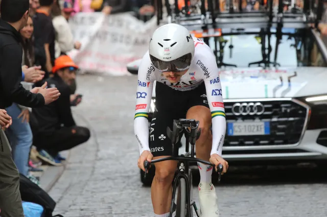 Tadej Pogacar verliert wichtigen Domestiquen für den Giro d'Italia  2024 - Jay Vine entgeht neurologischen Verletzungen, erleidet aber drei gebrochene Wirbel beim Baskenland-Rundfahrt 2024-Chaos