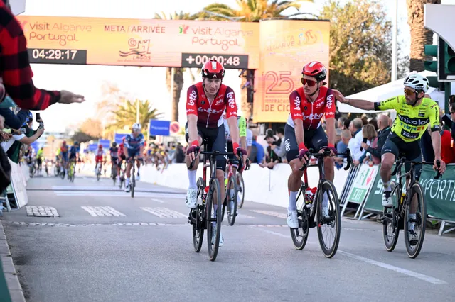 "Das ist schlechte Werbung für den Radsport" - Lotto DS schimpft über das absurde Ende der 1. Etappe der Volta ao Algarve 2025