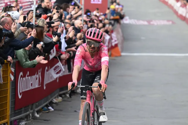 "Wenn die Leute versuchen, Tadej Pogacar zu folgen, beenden sie ihr Rennen. Ich habe versucht, intelligent zu fahren" - Ben Healy verpasst bei Strade Bianche das Podium, weil er versucht, seinen Angriffsstil zu zügeln