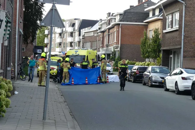 Fietser aangereden en overleden, automobilist is doorgereden