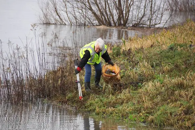 Schoonmaken van de Jufferswaard eo met Karel Noy Image