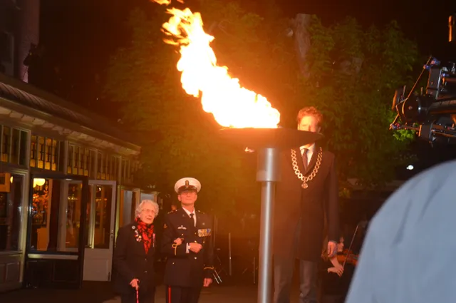 Bevrijdingsvuurceremonie en Bevrijdingsvuurestafette Wageningen