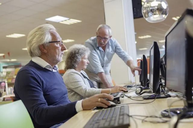 Digicafé in februari: kom langs met je vragen op digitaal gebied