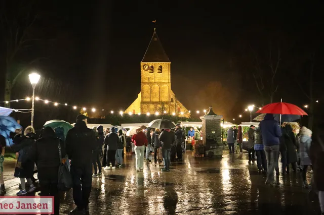 Kerst op het Plein in dorp Rheden