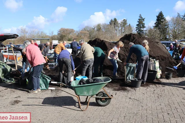 Gratis compost in Velp en Dieren Image