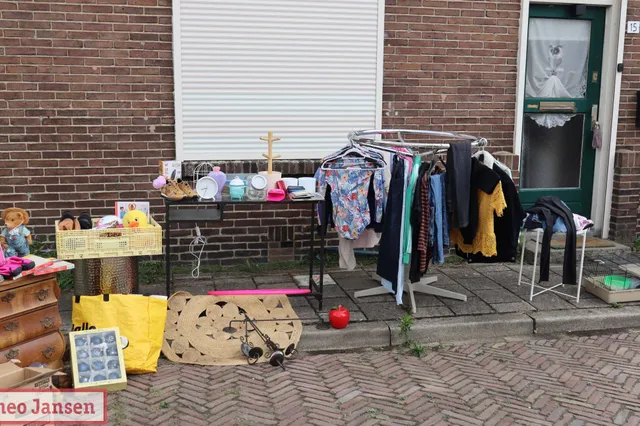Weinig animo bij 'Slentermarkt' Velp-Zuid, maar de sfeer was goed