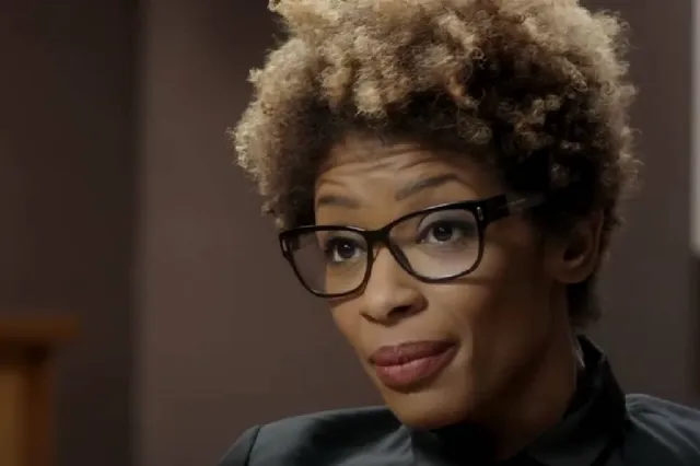 Sylvana Simons gaat te ver, post respectloos bericht over Ron Brandsteder