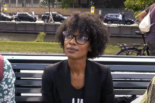 'Sylvana Simons heeft lak aan nabestaanden van Ron Brandsteder en reageert'