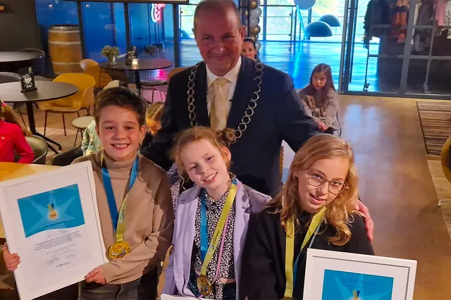 Een jeugdlintje voor drie kinderen uit Sittard-Geleen