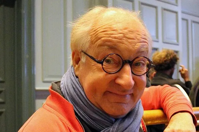 Youp van 't Hek krijgt de 9e Toon Hermans Prijs