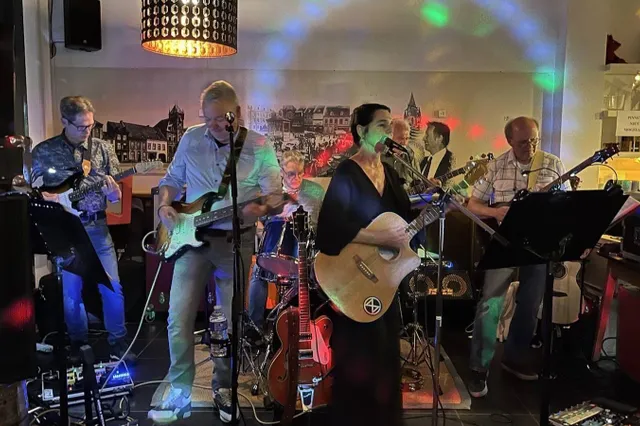 Theater Karroessel Presentaties PodiumPlus: Cadenza en Blue Monday Image