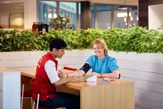 Gratis hartcheck in Geleen. Check je bloeddruk, cholesterol en bloedsuiker, alles in één bezoek Image