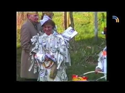 Video: Carnavalsoptochten in Holtum 1989 en 1990