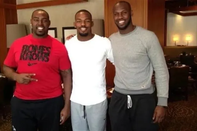 Jon 'Bones' Jones brødre: Alt om Arthur Jones og Chandler Jones