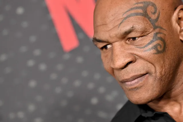 Mike Tyson chokerer fans før comeback-kamp