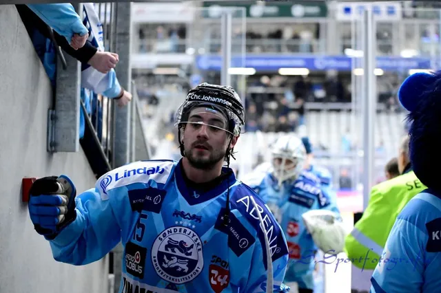 Borgmesteren vil gerne hjælpe, men kriseramt ishockeyklub bør kunne klare sig selv
