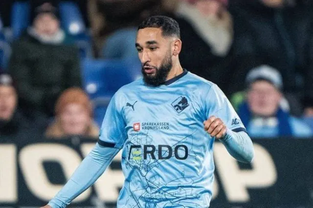 Randers-træner bruger Google Translate for at kommunikere med ny spiller
