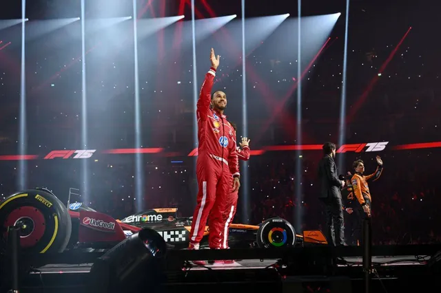 Lewis Hamilton udlever endnu en Ferrari-drøm - denne gang med Edward Norton