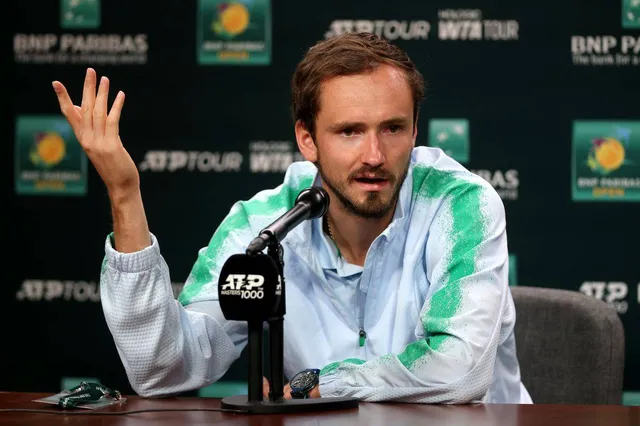 Bizart Indian Wells-opgør: Amerikaner trækker sig efter Medvedevs næseblod
