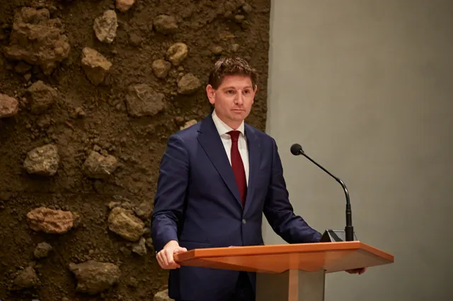 D66-oorlogshitsers Rob Jetten en Jan Paternotte op bezoek in Kiev: "Het laat me niet meer los!"
