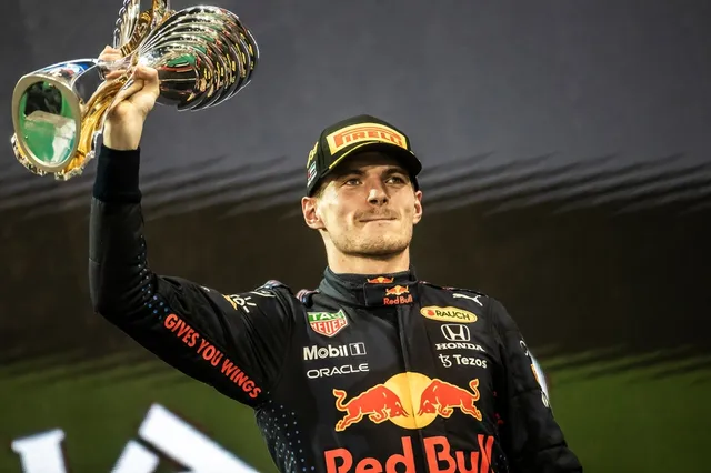 Bam! Max Verstappen voor tweede keer Wereldkampioen na knotsgekke Grand Prix van Japan