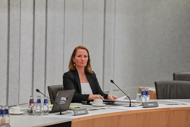 Fleur Agema (PVV) woedend: 'Er is 2 miljoen smeergeld betaald en de minister verborg het'