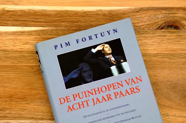 Knetter! Geschifte nepkenner van 'parlement': 'Fortuyn werd niet gedemoniseerd!'