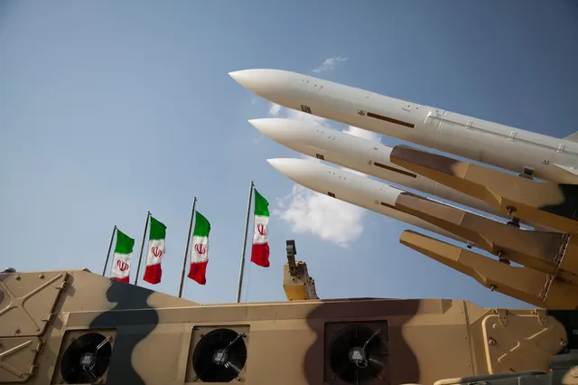 Iran vuurt honderden raketten en drones af op Israël in vergelding voor aanval op Iraans consulaat