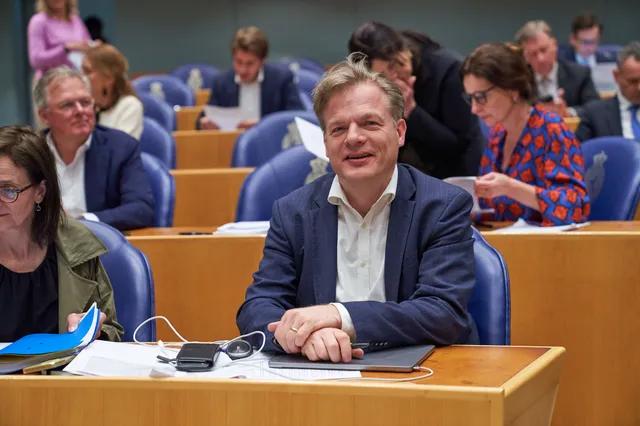 Verraad bij NSC! Vertrouweling Omtzigt stapt op vanwege PVV-bewindsleden: "Strijdig met mijn waarden!"