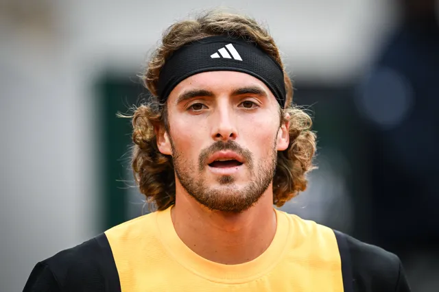 Stefanos Tsitsipas Sheds Light On Using Blacked Out Racket Frame In Dubai