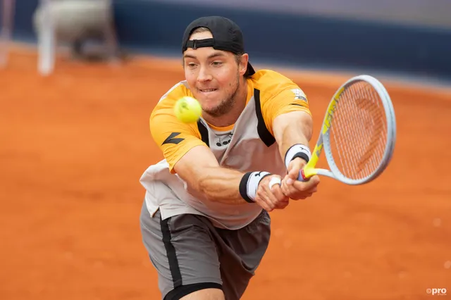 Struff continúa su semana de ensueño en Madrid y deja fuera a Tsitsipas