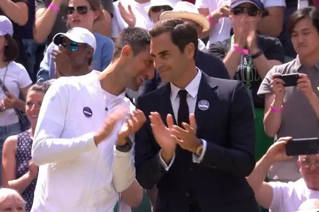 VIDEO: Watch the moment Roger Federer returned to Wimbledon Centre Court during Parade of Champions