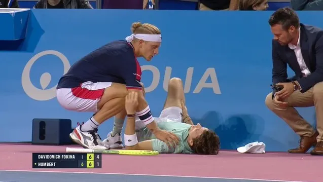 VIDEO: Alejandro Davidovich Fokina rushes to help Ugo Humbert amid horror injury in front of home crowd