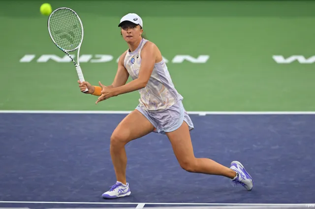 Indian Wells: Iga Swiatek saca de la pista a Emma Raducanu