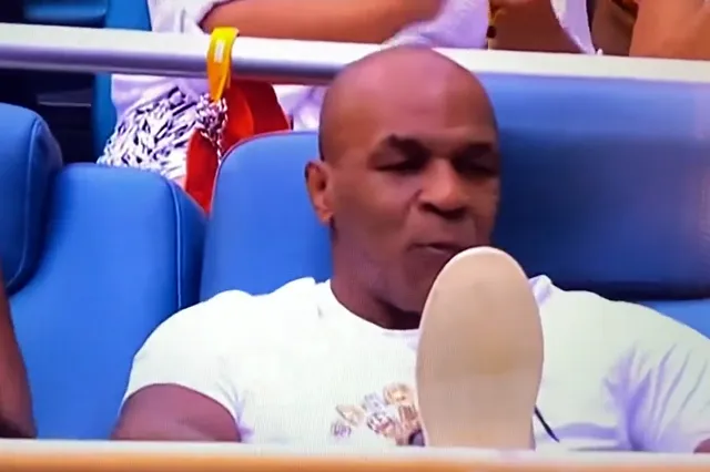 VIDEO: Mike Tyson causes delay in Rybakina-Kvitova Miami Open final