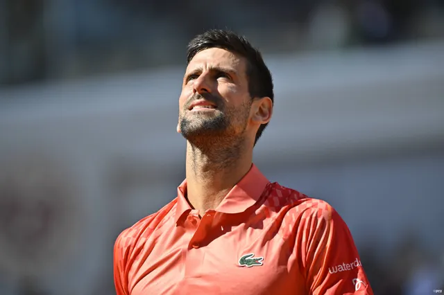 El hijo de Djokovic se exhibió a lo 'Medvedev' en la ceremonia de trofeos de Roland Garros