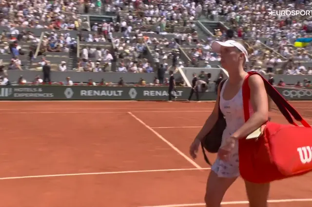(VIDEO) Svitolina booed again after snubbing Sabalenka handshake attempt at French Open
