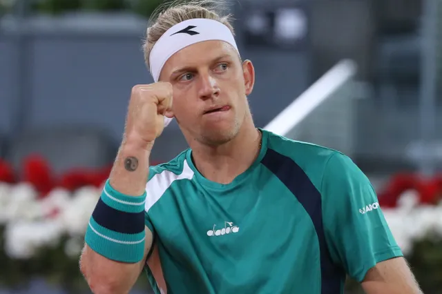 Davidovich gewinnt bei seinem US-Open-Debüt in drei Sätzen gegen die lokale Hoffnung Marcos Giron