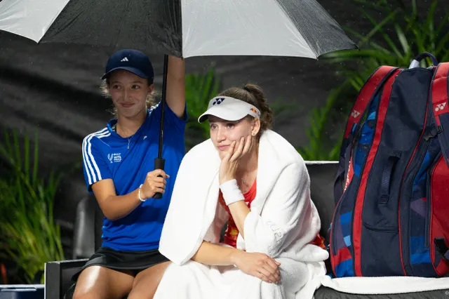 "Treating professional athletes like Sunday league": Indecision surrounding Elena Rybakina-Aryna Sabalenka rain delay WTA Finals match draws criticism