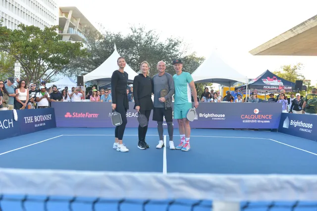 Agassi und Graf duellieren sich beim Pickleball Slam 3 in der Wüste mit Roddick und Bouchard - der Kampf hat bereits begonnen