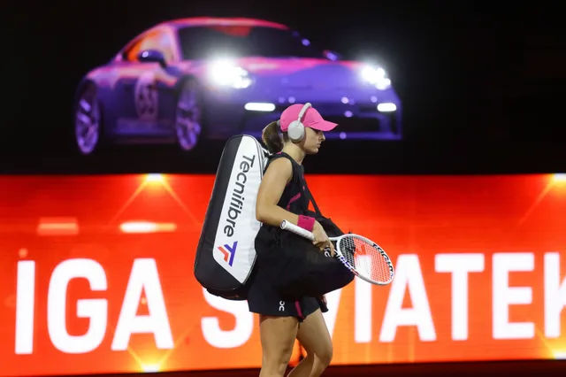 Iga Swiatek becomes first player on men's or women's tour to achieve feat after superb Sabalenka Madrid Open final win
