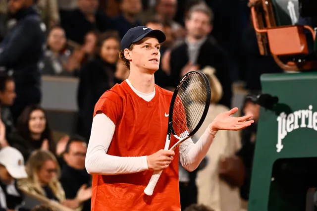 Holpriger Start von Jannik Sinner, dann ein fulminantes Comeback gegen Corentin Moutet in Roland Garros