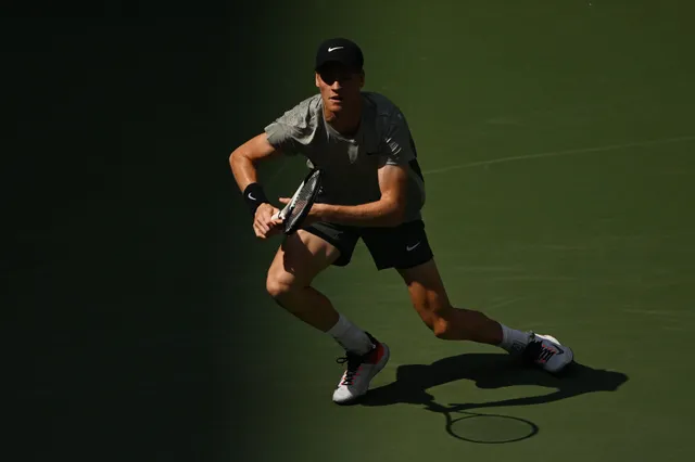 Jannik Sinner no da lugar a la sorpresa y derrota a Tommy Paul para avanzar a cuartos de final en el US Open