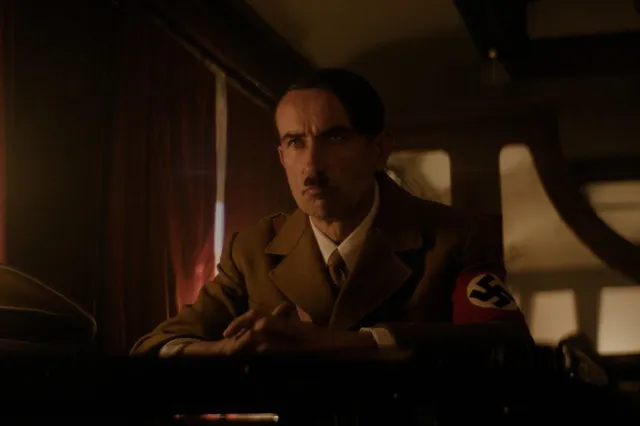 Netflix komt binnenkort met een nieuwe WOII-serie over Adolf Hitler